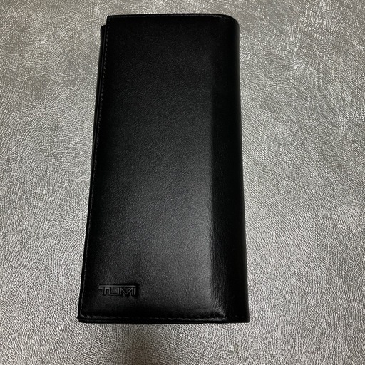エムシーエム MCM 三つ折り財布 ロゴ コンパクト MYSBAPA01 ブラック 
