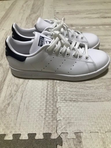 ⭕️美品 履きしわ無し  adidas スタンスミス  値下げ交渉可能。お気軽にお申し付け下さい。買い手が見つからない場合には今月末に削除致します。 ⭕️ ⭕️美品 履きしわ無し adidas スタンスミス 値下げ交渉可能。お気軽に