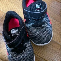 nike 12cm スニーカー　2足セットの画像