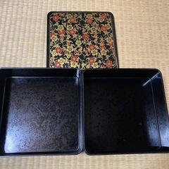 ③漆塗り 漆器 合成漆器？　ニ段重 重箱 お弁当箱 お節料理　昭和レトロの画像