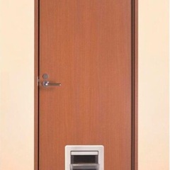 ユニフロー ペット用品 ペット~る オリジナル 中型 ホワイト ペット専用ドアの画像