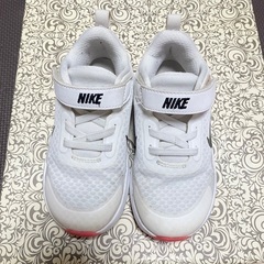 NIKE ナイキ　子ども　スニーカー　16センチの画像