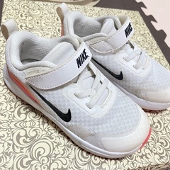 NIKE ナイキ　子ども　スニーカー　16センチの画像