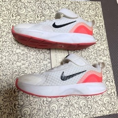 NIKE ナイキ　子ども　スニーカー　16センチの画像