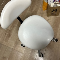 ワークチェア 姿勢矯正 馬の鞍の形