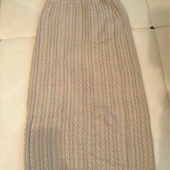 GU アイボリー　ケーブルニット タイトスカート ロング丈　ニットスカート　白　Sサイズの画像