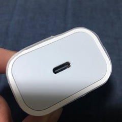 新品未使用 iPhone Android 急速純正品質充電PD電源20WアダプターUSBType-c 不要の為に格安価格でお譲りしますの画像