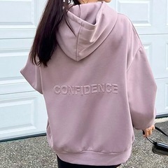 🤍くすみパープルオーバーロゴパーカーの画像
