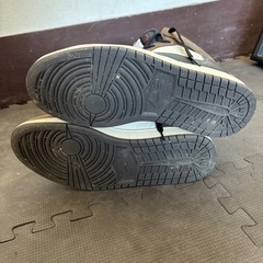 極美品　トラヴィス スコット ナイキ エアジョーダン1 レトロ ハイ 27.5cmの画像