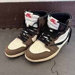 極美品　トラヴィス スコット ナイキ エアジョーダン1 レトロ ...
