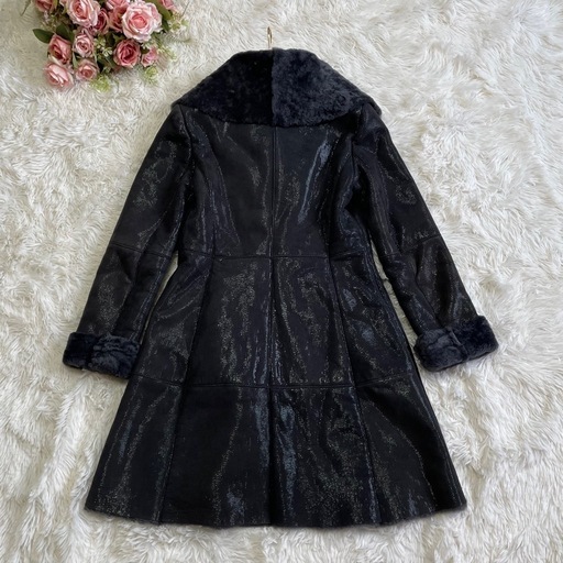 《 最高峰の絶品 》ARMANI COLLEZIONI 超豪華ムートンコート