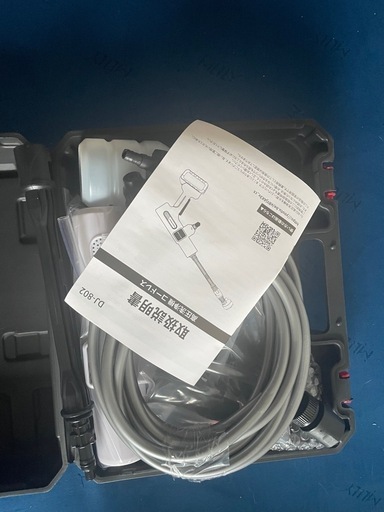 新品コードレス高圧洗浄機