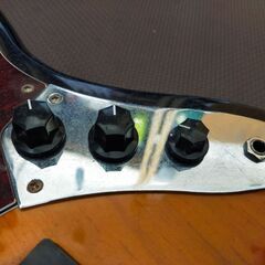 Mavis(メイビス)ジャズベースの画像