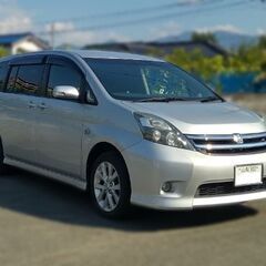 アイシス プラタナ 4WD