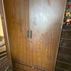 タンス　差し上げます！