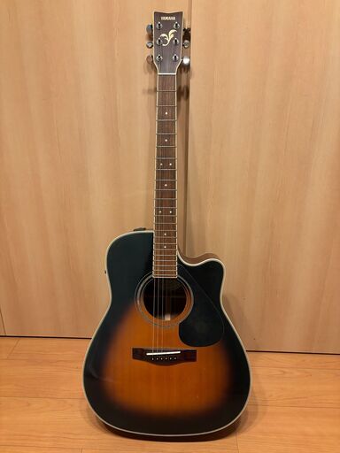 ヤマハ YAMAHA ギター (一応エレアコ) FG441には希少なカッタウェイタイプ