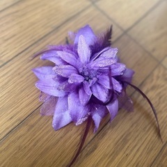 髪飾り　コサージュ