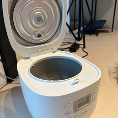 無印良品 炊飯器 MJ-RC3A 0.54L ホワイトの画像