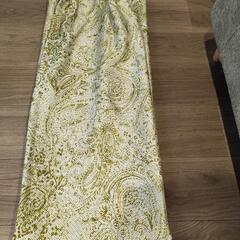 カーテン緑【サイズ】縦：190cm、横：180cm