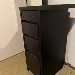 ドレッサー(鏡台)の画像