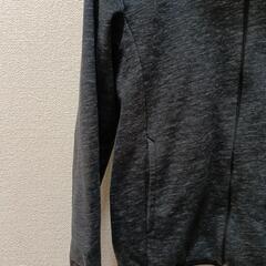 UNIQLO★フルジップパーカー★メンズの画像