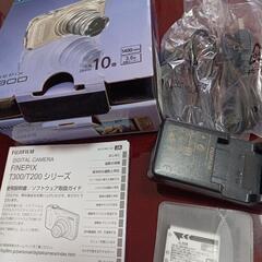 デジカメ　カメラ　光学10倍ズーム 1400万画素CCD FinePix T300　すぐに使えますの画像