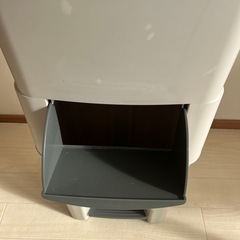 分別ゴミ箱の画像