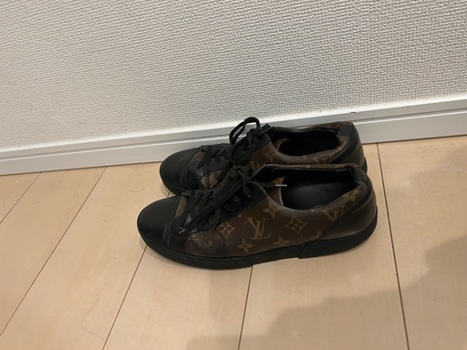 【定価20万円】ルイヴィトン　スニーカー