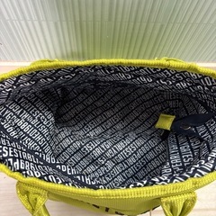 PEARLY GATES 蛍光イエロー カートバッグの画像