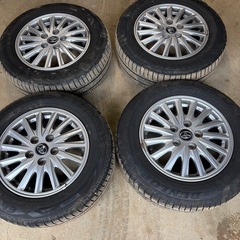 トヨタ純正ホイール&タイヤ4本セット
の画像
