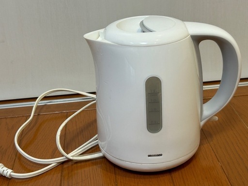 電気ポット／電気ケトル　ニトリ1.2リットル　使用に問題はありません