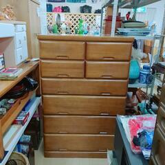 タンス☆6段収納☆ウッド、中は綺麗です。【こちらは店舗です。浜村鹿野温泉ICから3分 買取本舗 宮本リサイクル 営業時間9～19時 定休日水曜のみ←連絡できませんm(_ _)m】の画像
