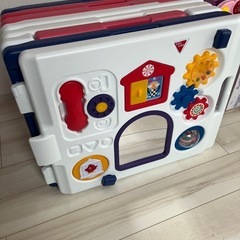 ベビーサークル　ベビーゲートの画像