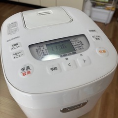 炊飯器の画像