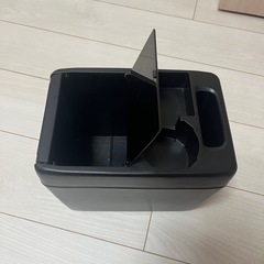 車用ゴミ箱の画像
