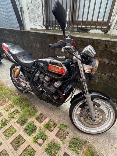ヤマハ XJR400 4HM