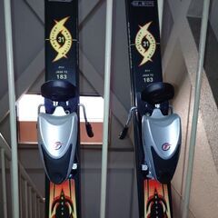 ROSSIGNOL ビンディング付きスキーボードの画像