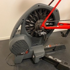 スマートトレーナー（ELITE   DIRETO XR）