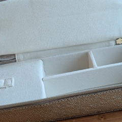 【ESTEE LAUDER】化粧ポーチの画像