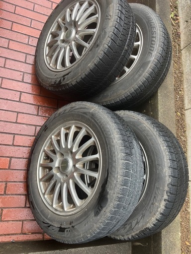 スタッドレス　195 65 15ブリヂストン