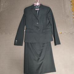 【お取引中】レディースM コムサ　スーツ黒　上下の画像