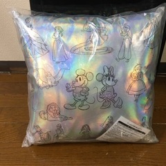 新品　未使用　未開封　ディズニーのクッションの画像
