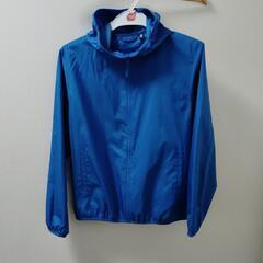 UNIQLO　ウインドブレーカー　150