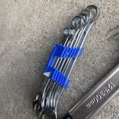 モンキーレンチ工具セットの画像