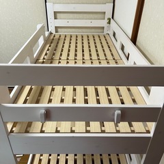 二段ベッドの画像
