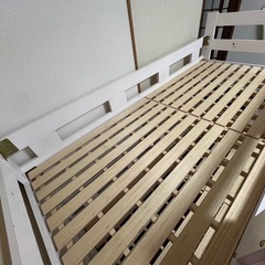 二段ベッドの画像