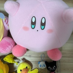 【ほぼ新品】超BIGカービィ、ポケモン、ミニオンなどの画像