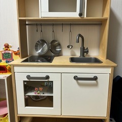 IKEA おままごとキッチンの画像