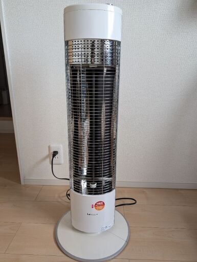 遠赤電気ストーブ
