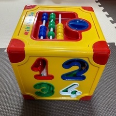 知育玩具の画像